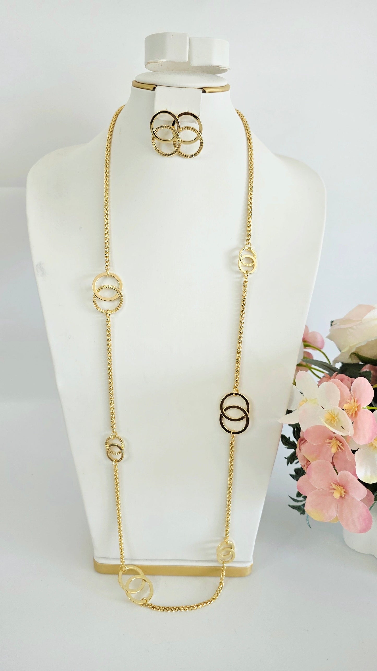 Sweat Shirt Jewelry 01