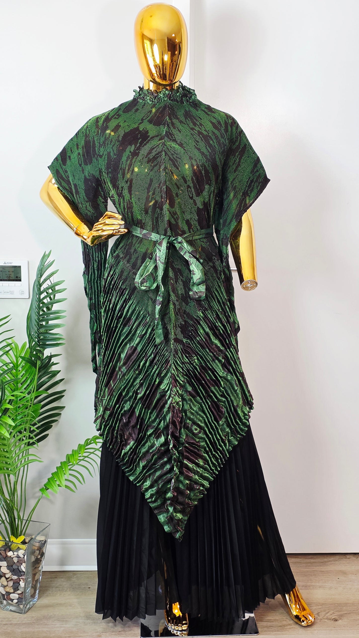 Green Pleated Maxi 2pcs Set Perfect for Size 10-18