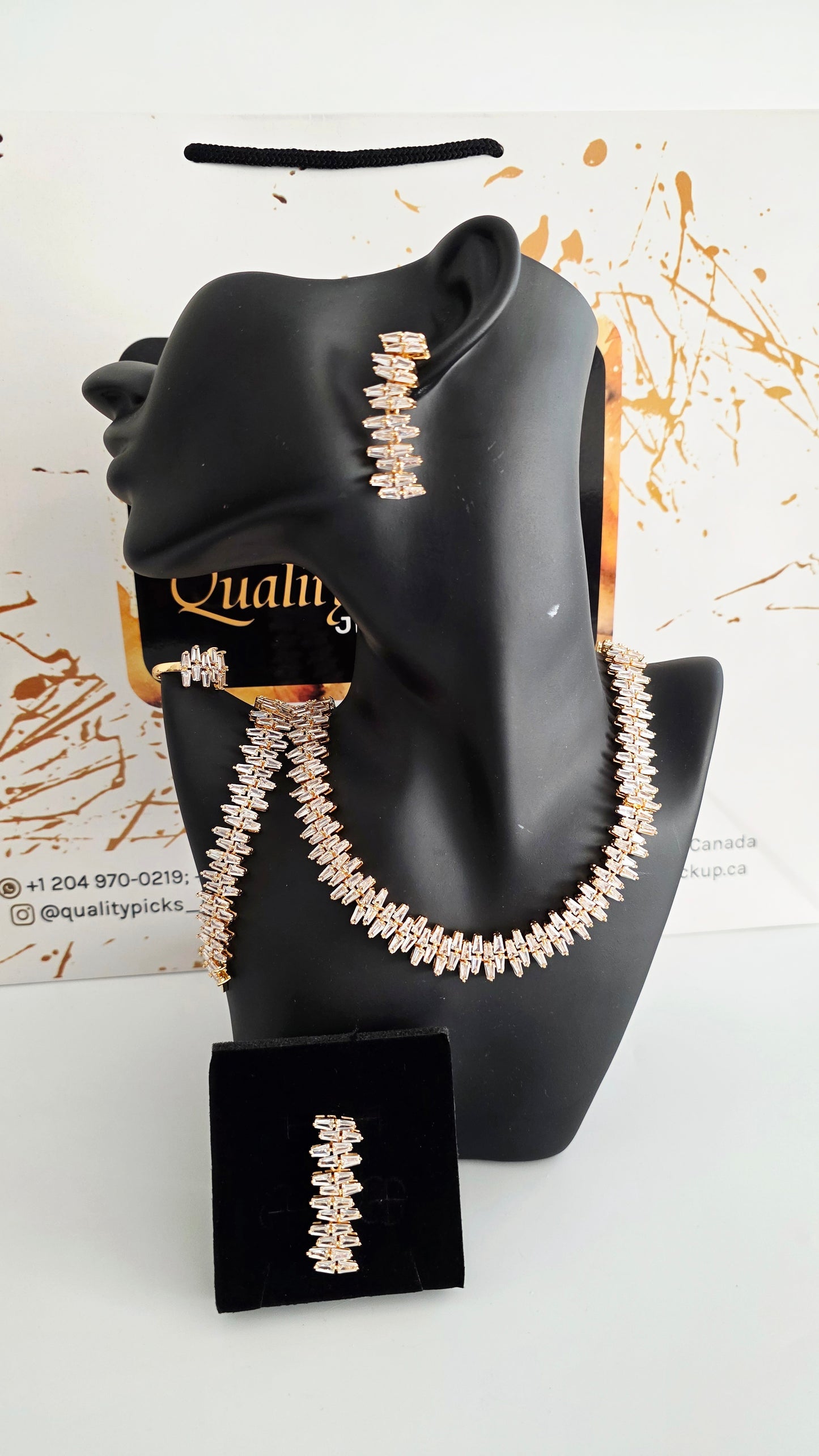 Luxury Baguette-Cut Cubic Zirconia Jewelry Set - Statement Necklace, Earrings & Bracelet