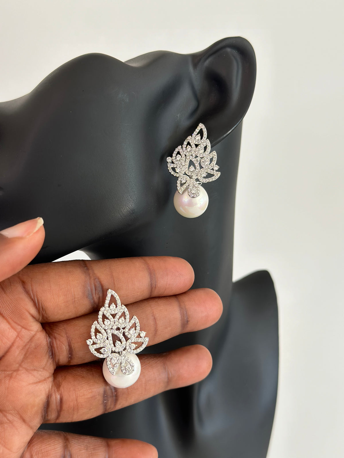 Pearl Fashion Earring