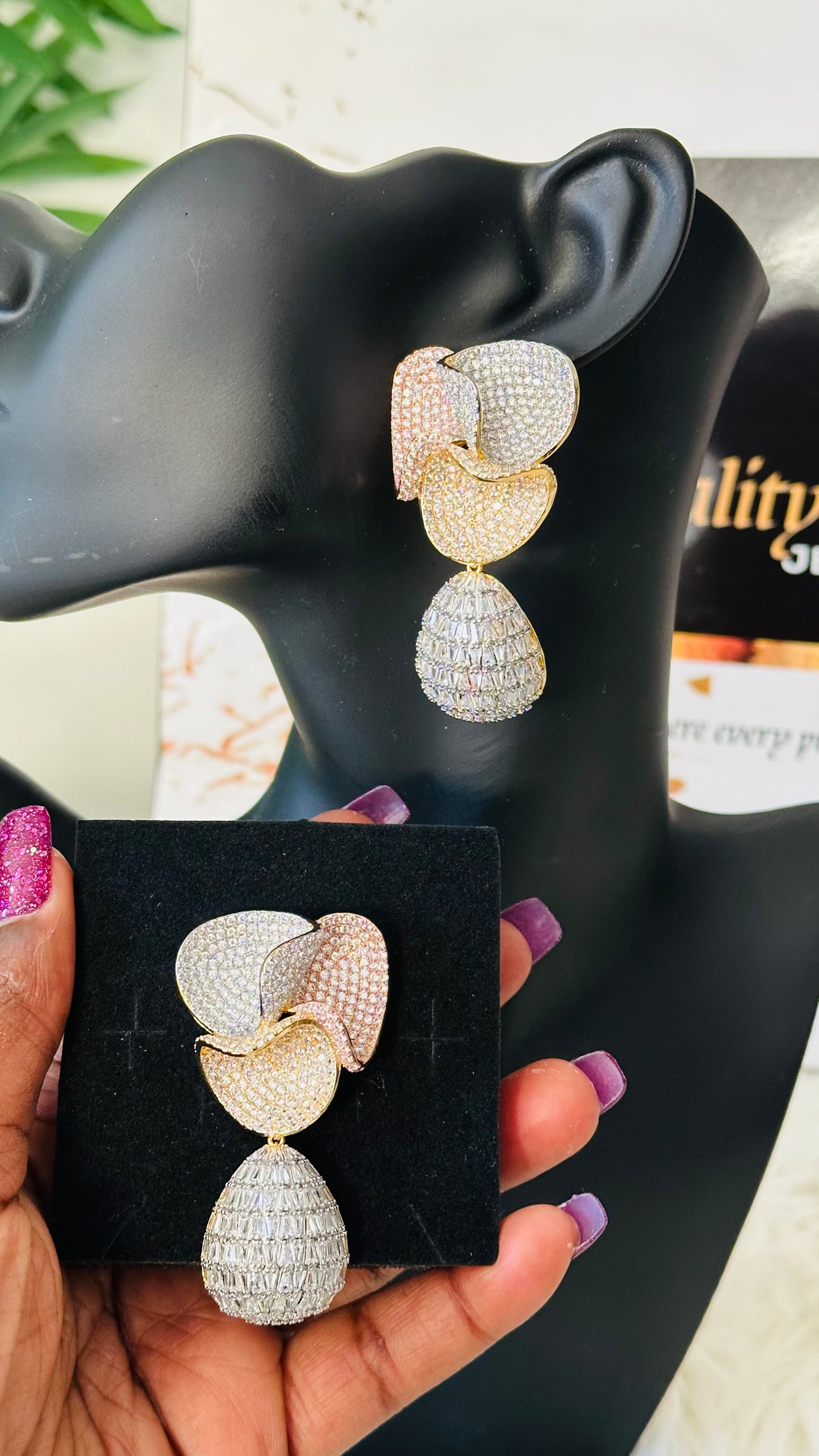 Luxury Cubic Zirconia Earring