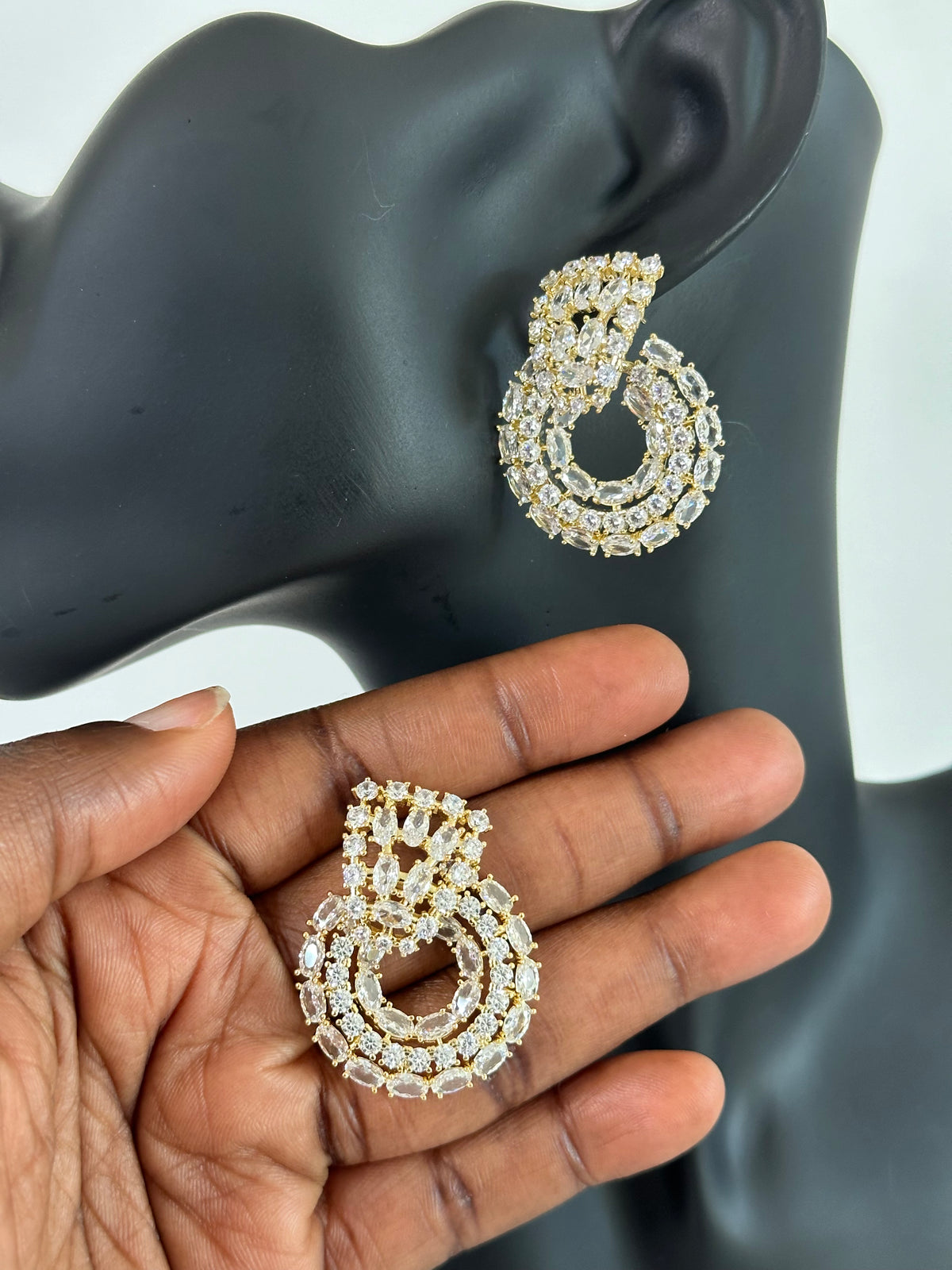 Sparkling Earring