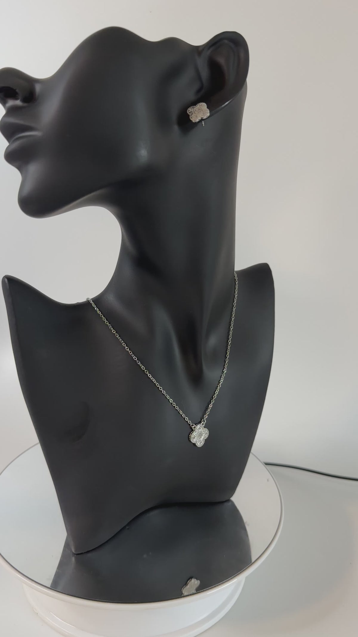 Jewelry set