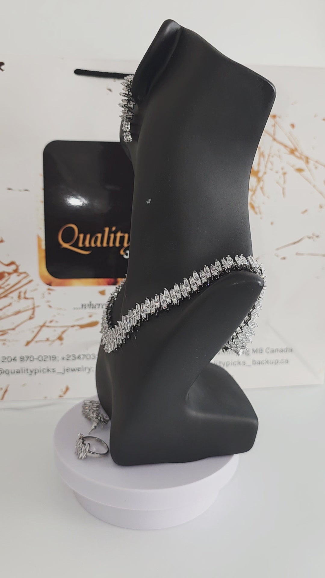 Luxury Baguette-Cut Cubic Zirconia Jewelry Set - Statement Necklace, Earrings & Bracelet