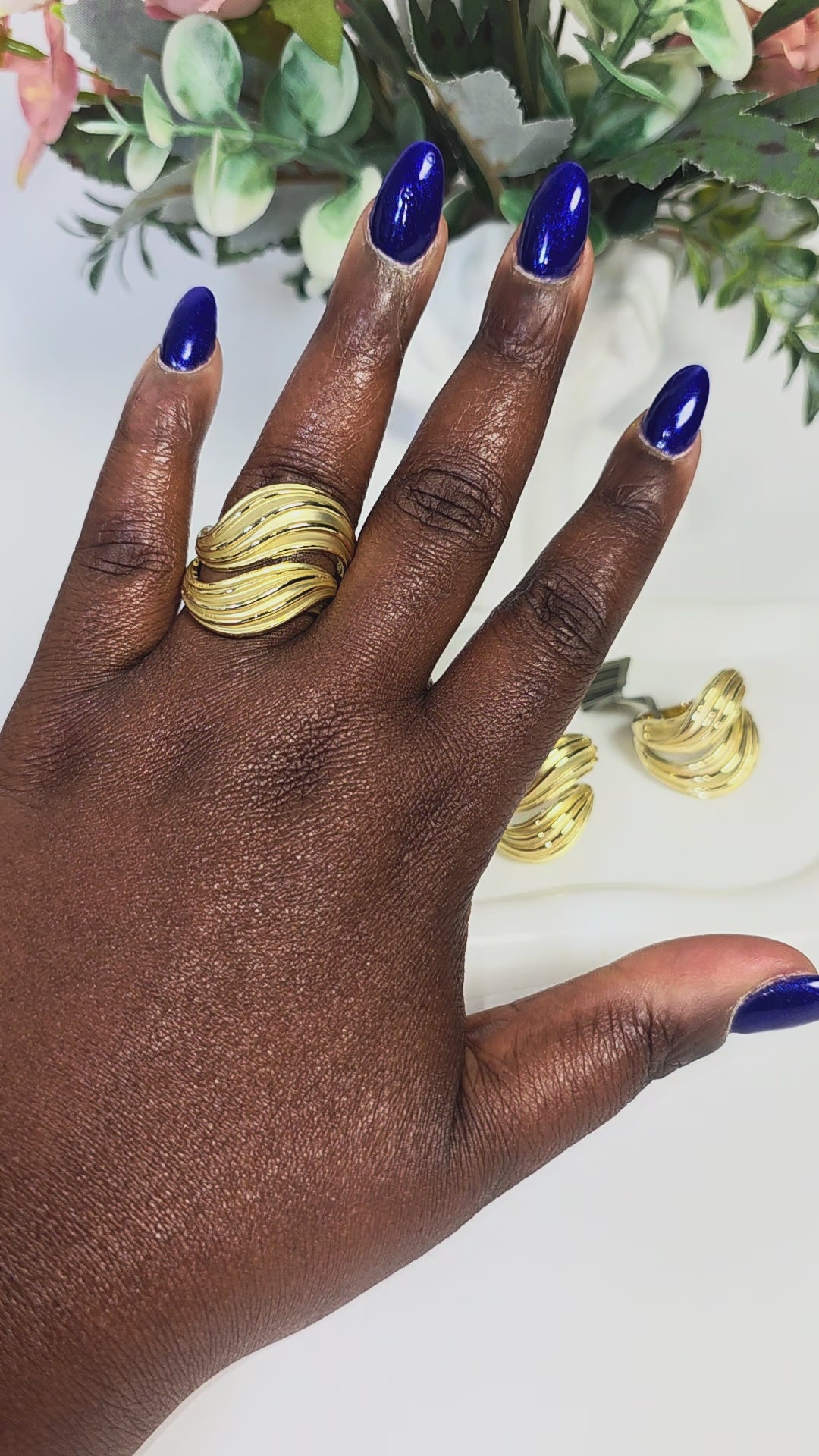 Gold Swirl Statement Ring
