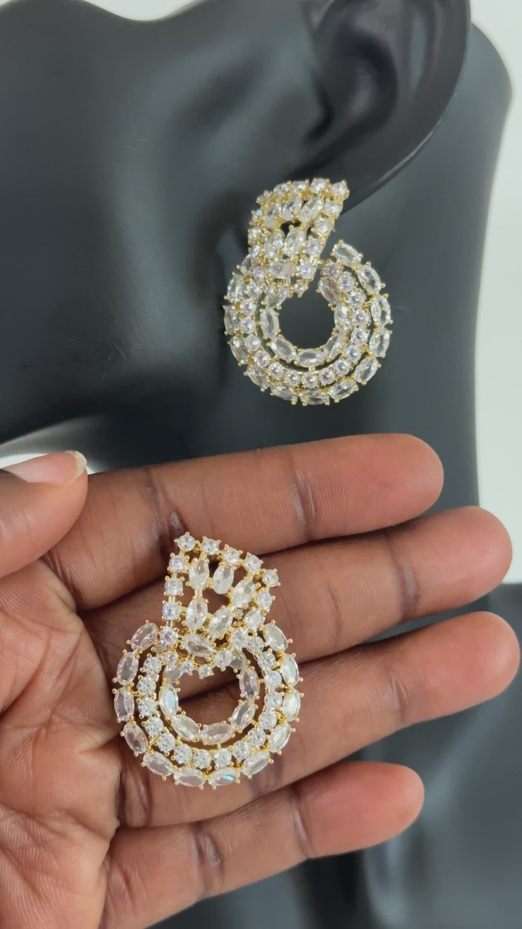 Sparkling Earring