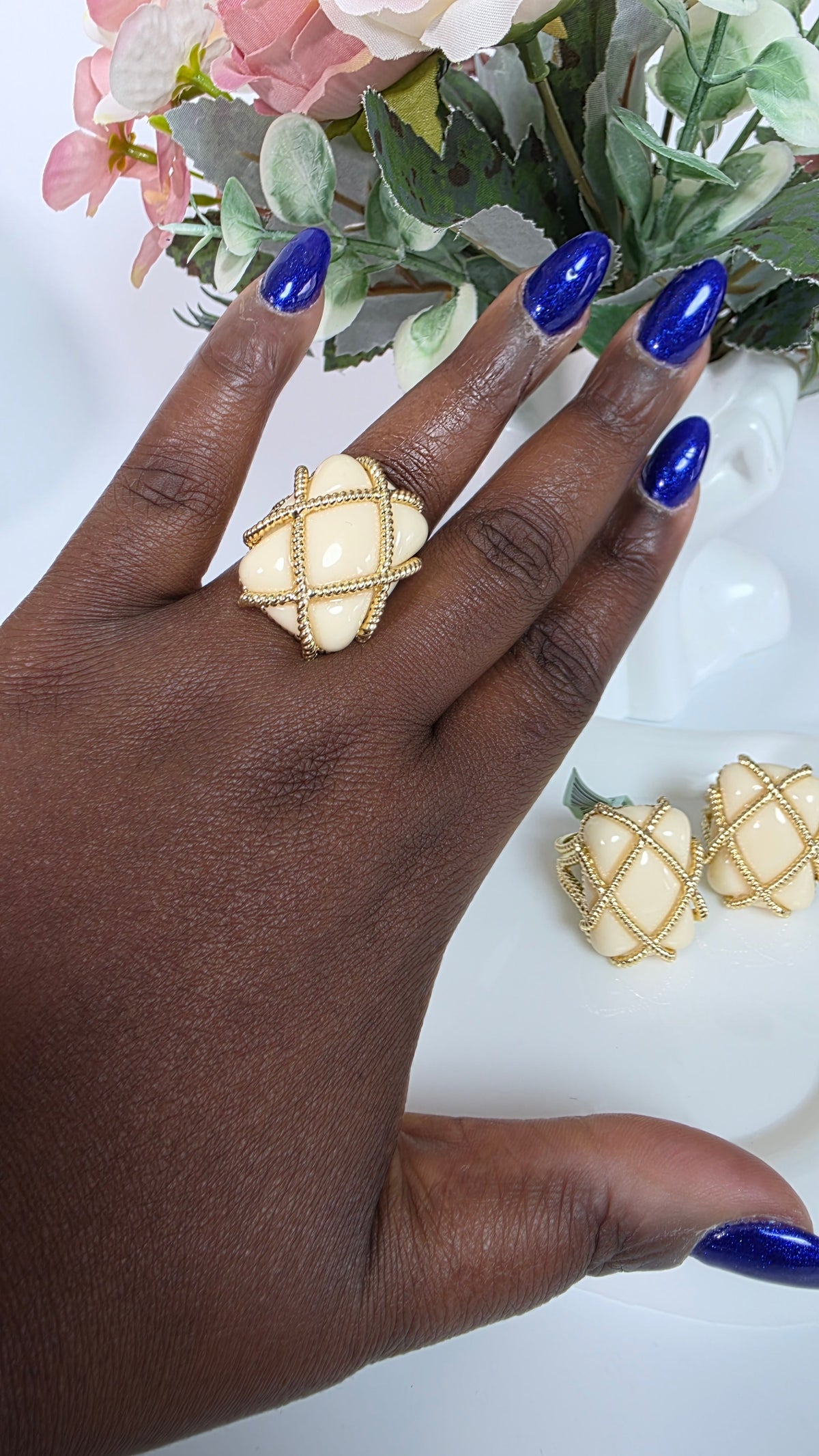 Ivory & Gold Quilted Statement Ring