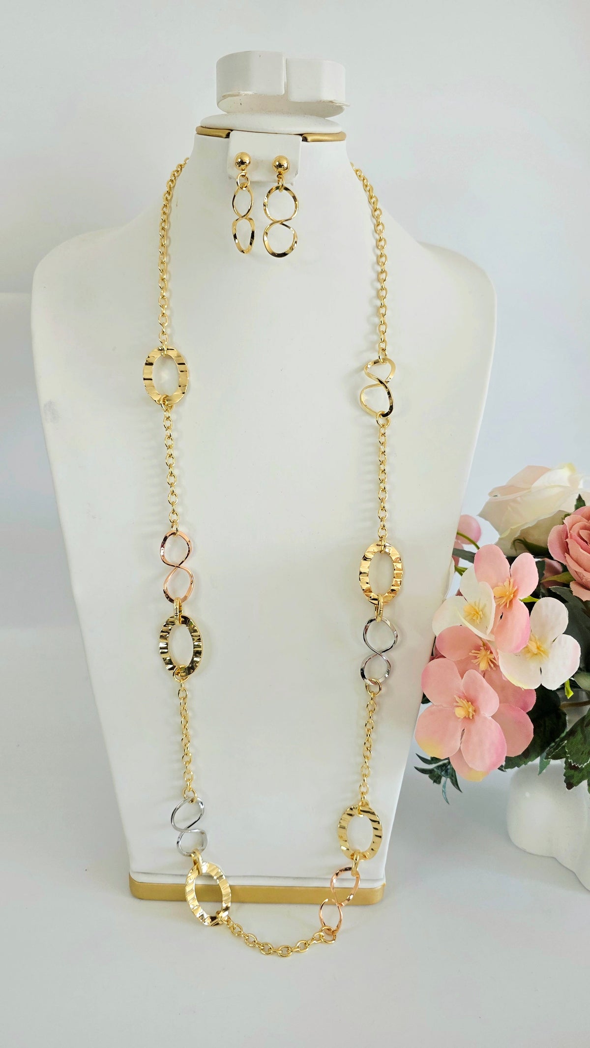 Sweat Shirt Jewelry 04