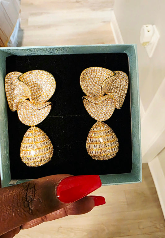 Luxury Gold Flower Drop Earrings - Premium Cubic Zirconia Statement Jewelry