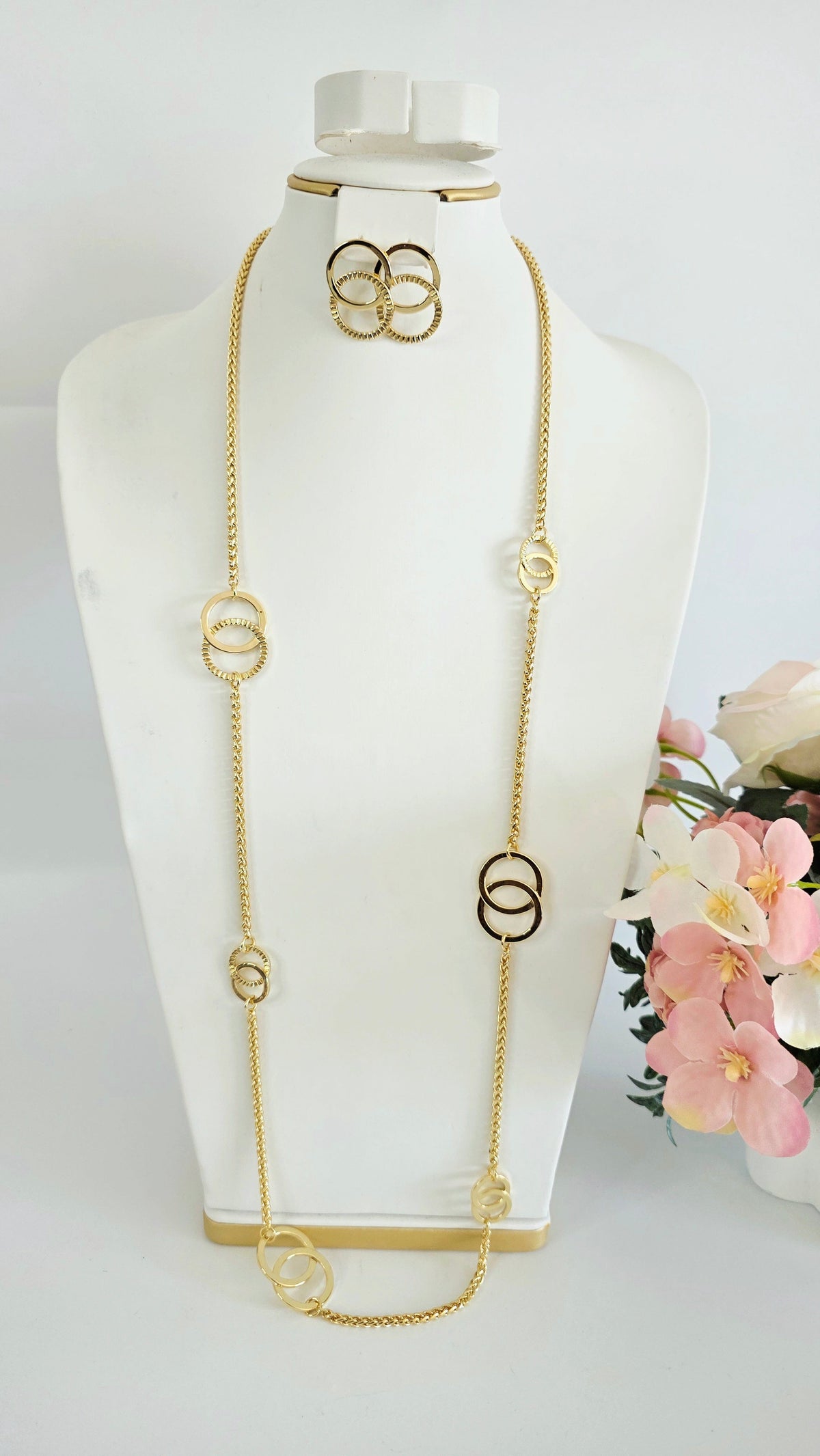 Sweat Shirt Jewelry 01
