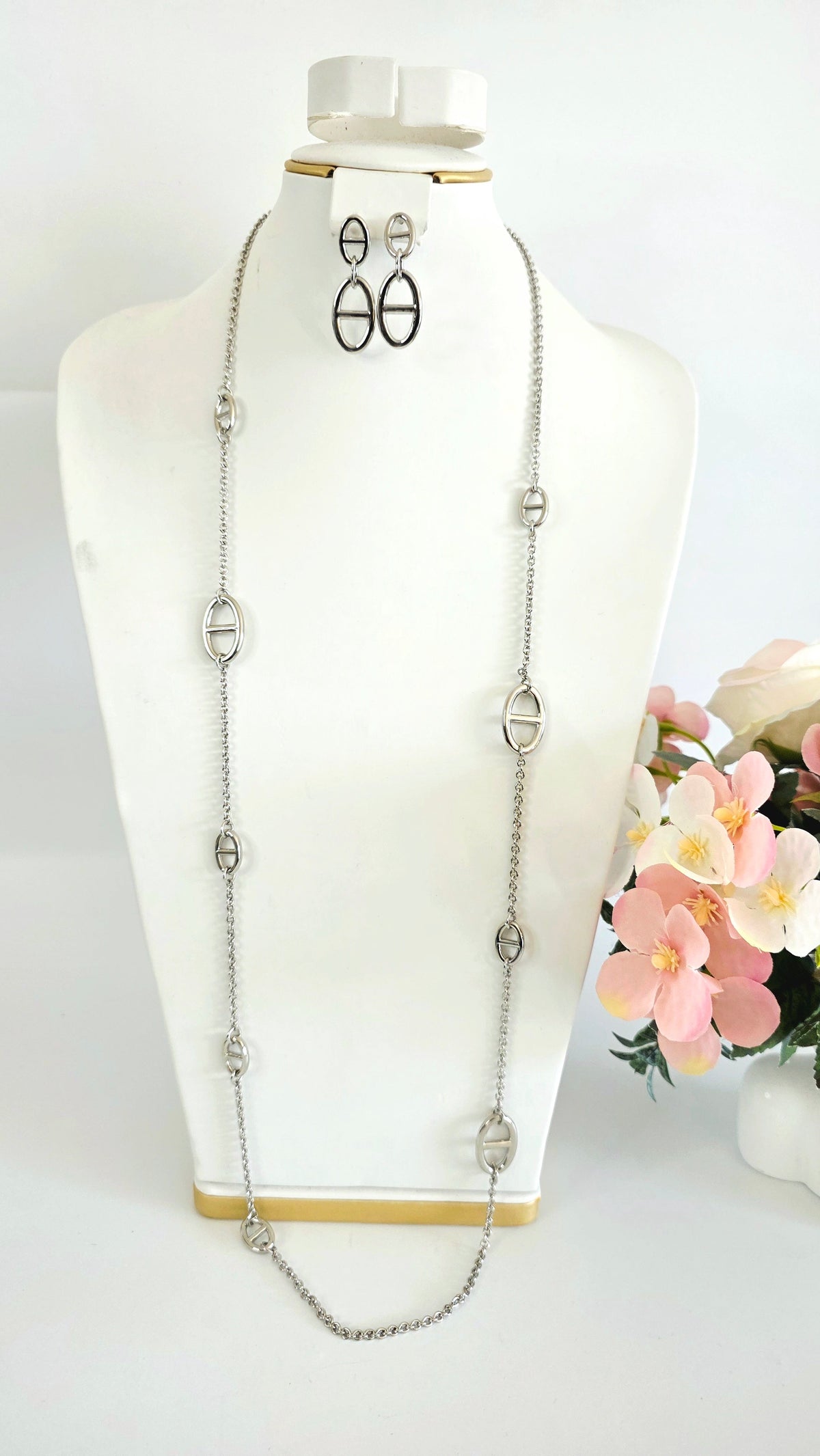 Sweat Shirt Jewelry 03