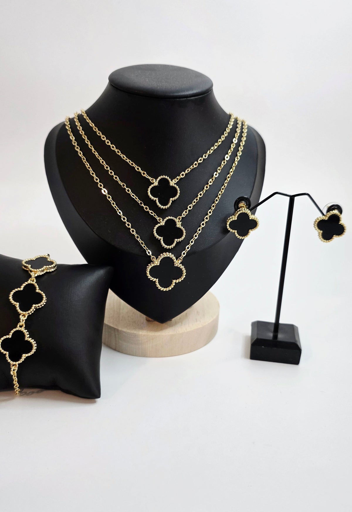 Triple-Layer Clover Jewelry Set