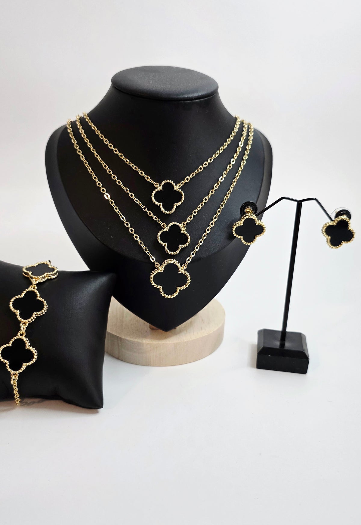 Triple-Layer Clover Jewelry Set
