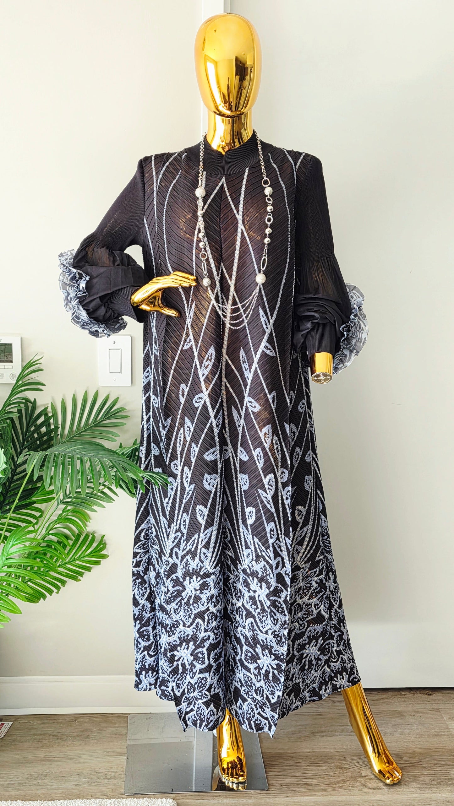 Turkey Miyaki Dress - Luxury Embroidered Kaftan with Ruffle Sleeves